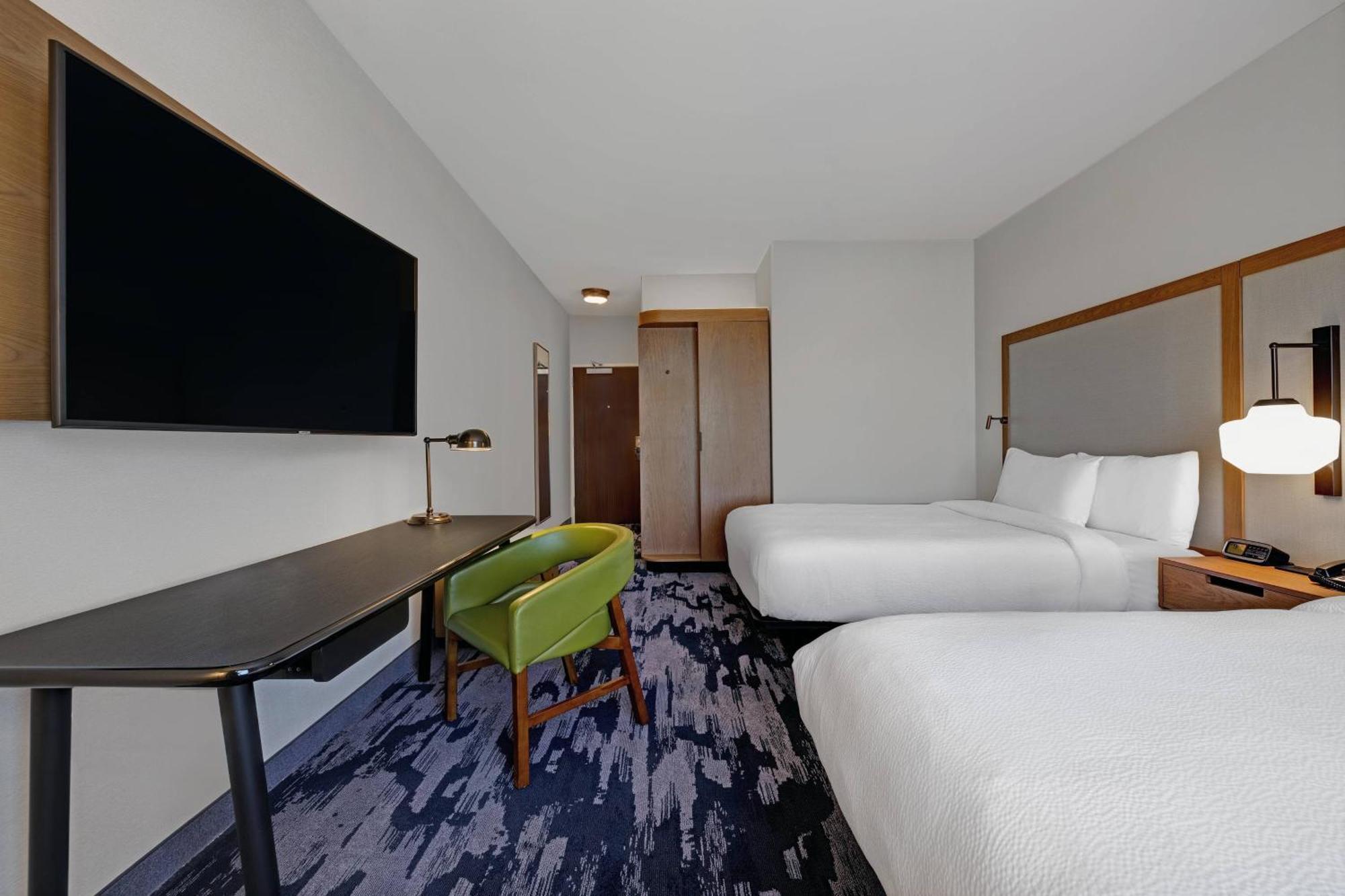 Fairfield Inn & Suites By Marriott Milwaukee ברוקפילד מראה חיצוני תמונה