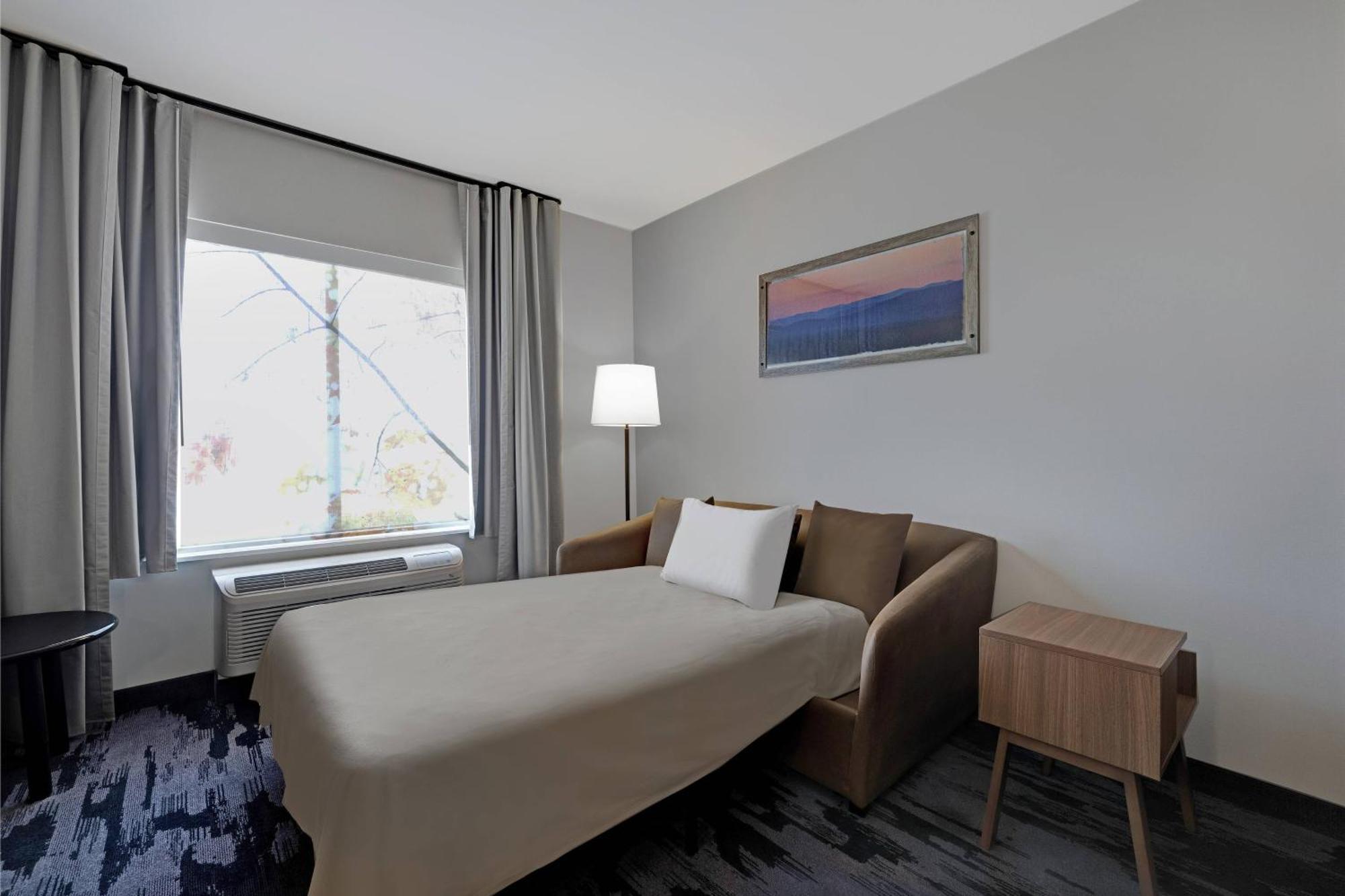 Fairfield Inn & Suites By Marriott Milwaukee ברוקפילד מראה חיצוני תמונה