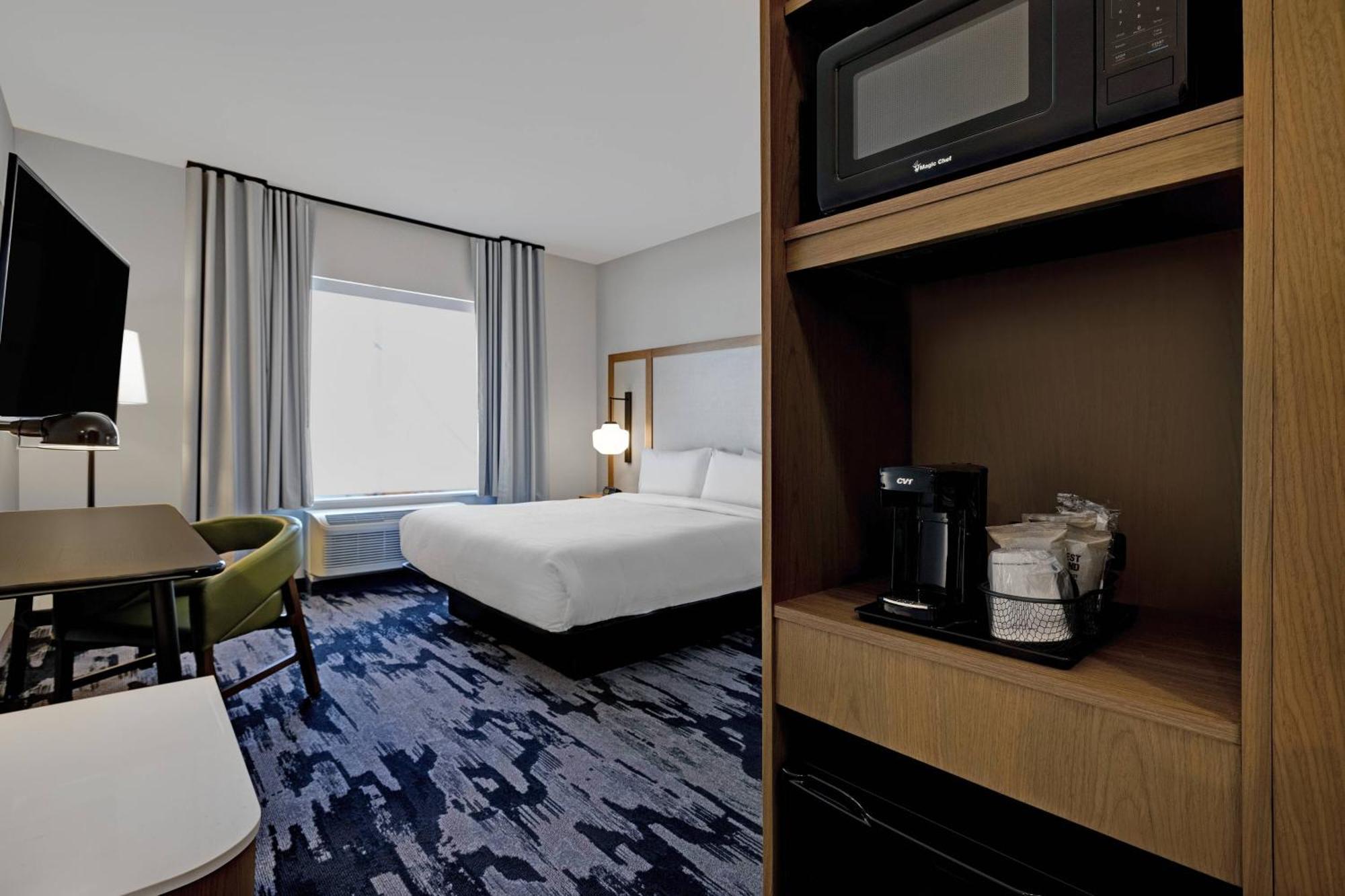Fairfield Inn & Suites By Marriott Milwaukee ברוקפילד מראה חיצוני תמונה